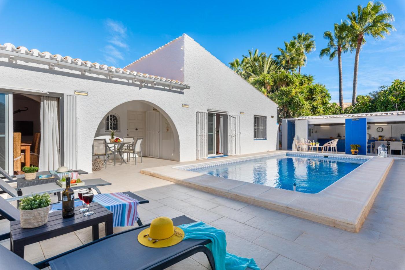 Villa Anais - Plusholidays Кальпе Экстерьер фото